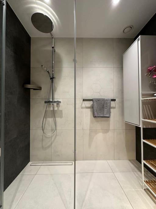 Cozy App - 400m From Historic Old Town Centre *